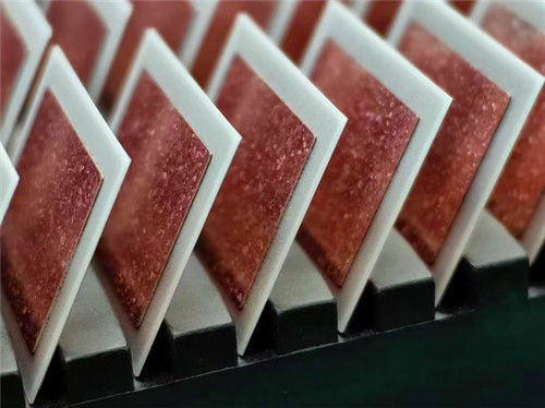 AMB Si3N4 PCB cerâmico 96% Substrato 80 W/MK Conductividade térmica 100um cobre revestido de ouro