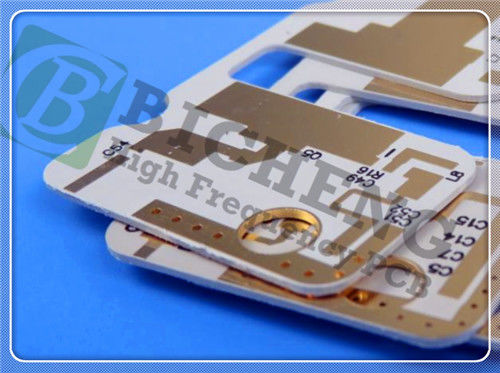 4-camada RO3203 PCB 0.6mm imersão ouro acabado