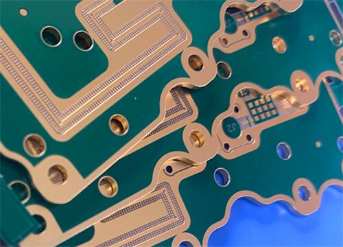 PCB RF híbrido de 4 camadas Rogers RO3210 Substrato Placado em prata e ouro